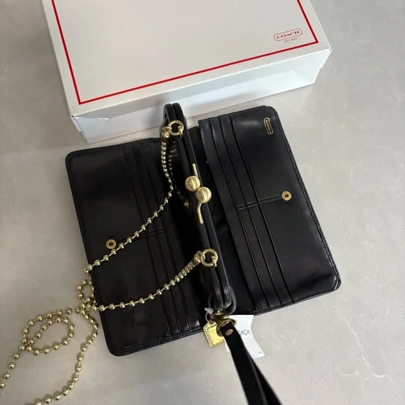 NWT 𝑅𝑎𝑟𝑒 Y2K 𝑉𝑖𝑛𝑡𝑎𝑔𝑒 Coach Limited Edition Amanda Framed Satin Clutch Bag 42033 - Picture 3 of 17